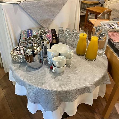 Gasthof "Zur Kanne" Markt Sankt Florian Bagian luar foto