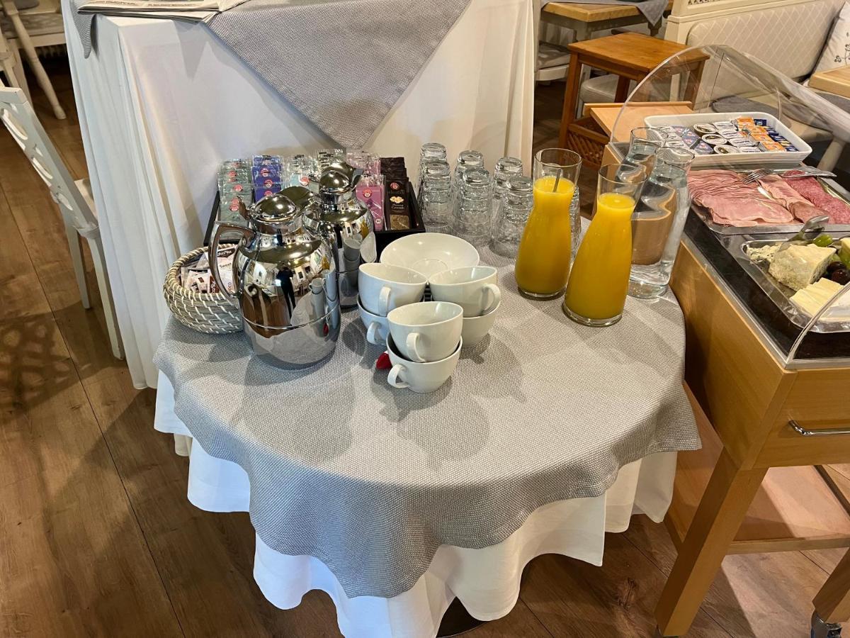 Gasthof "Zur Kanne" Markt Sankt Florian Bagian luar foto