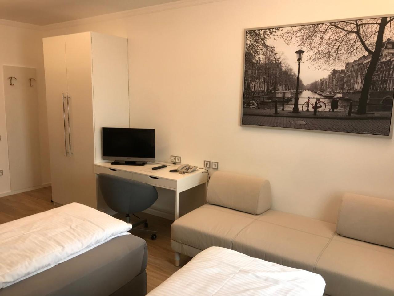 Gasthof "Zur Kanne" Markt Sankt Florian Bagian luar foto